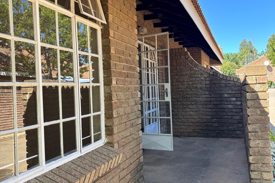 To Let 2 Bedroom Property for Rent in Harrismith Free State